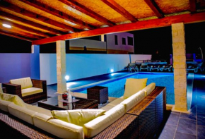 Villa Ana